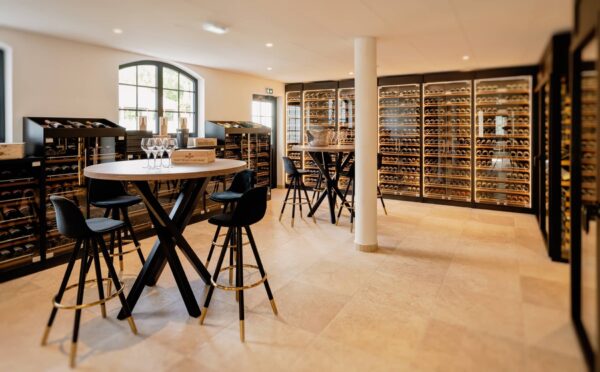Dégustation de vins à L'abbaye de Villeneuve