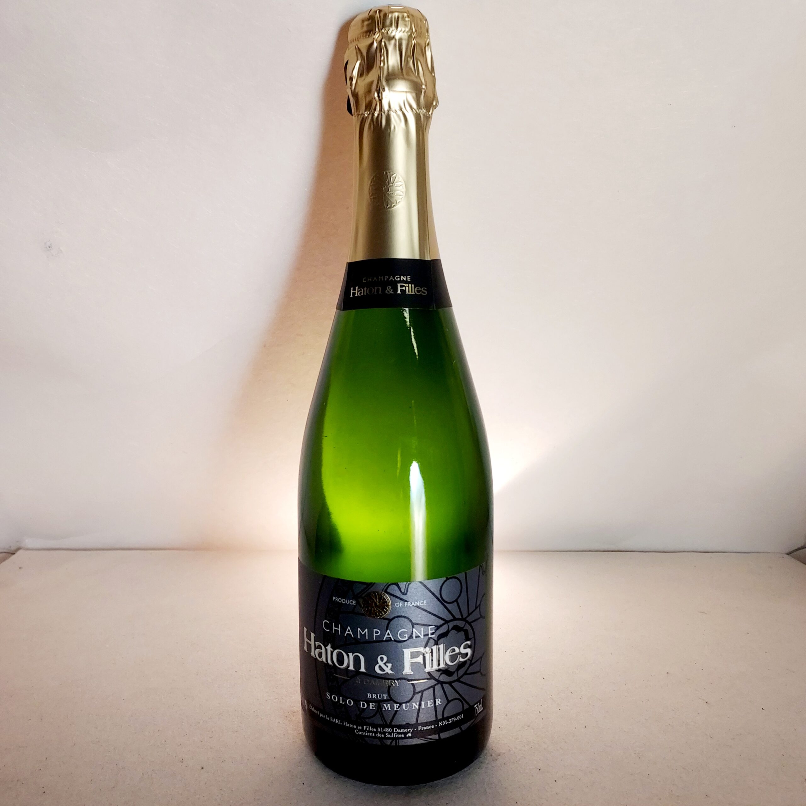 Champagne Haton et filles